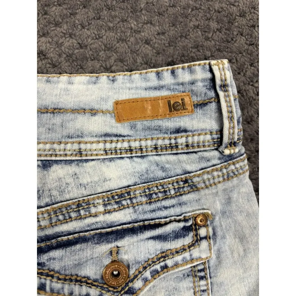 LEI Acid Washed Denim Jean Shorts Cutoffs Low Rise Women's Size 9 - Picture 3 of 8